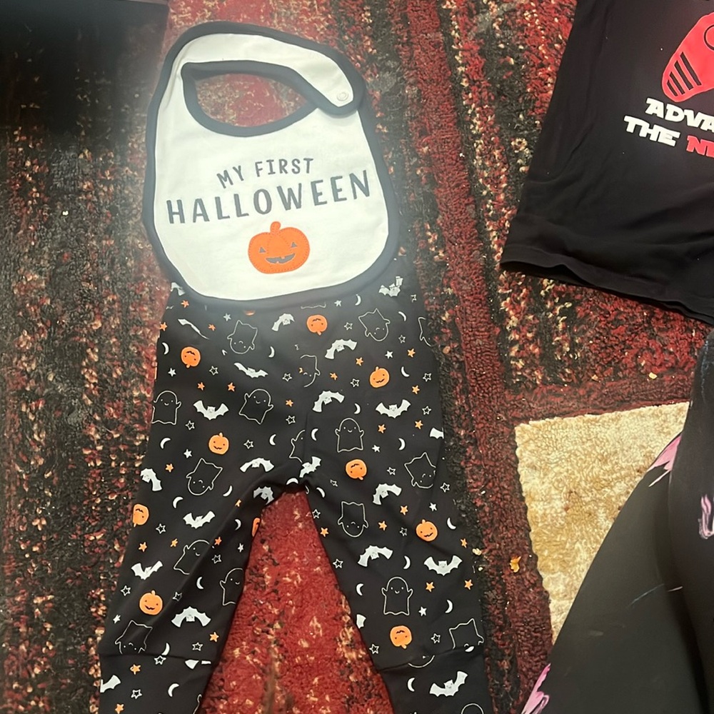 Baby Bib and leggings